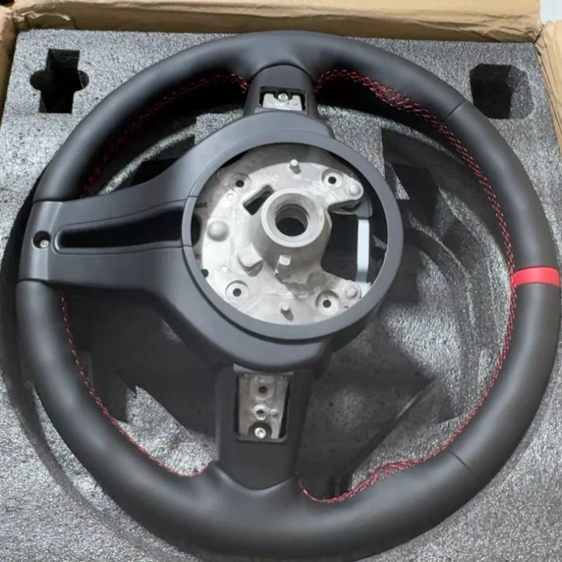 Volante in Pelle per Auto BMW  - Interior Design Services recensione e prezzo