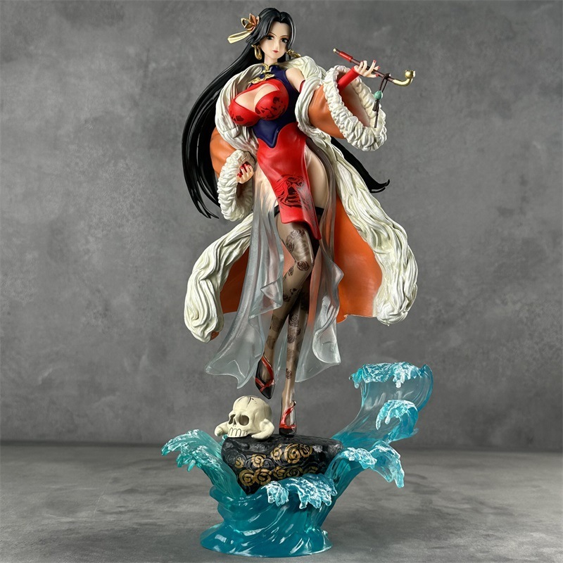 Statuetta di Boa Hancock da On - Interior Design House recensione e prezzo